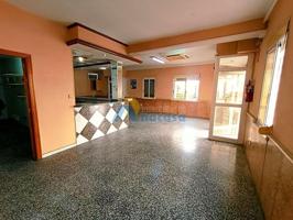 Local comercial en venta en Oliva, Oliva Pueblo photo 0