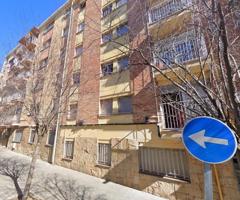 Piso en venta en Terrassa, La Maurina photo 0