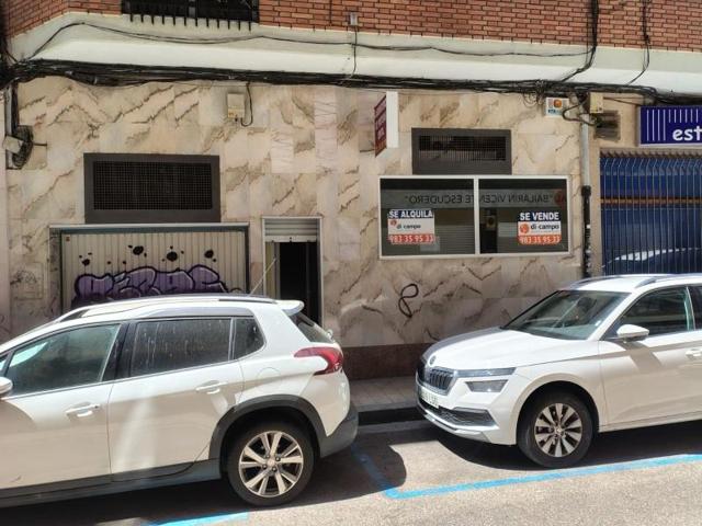 Local comercial en venta en Valladolid, Circular - Vadillos photo 0
