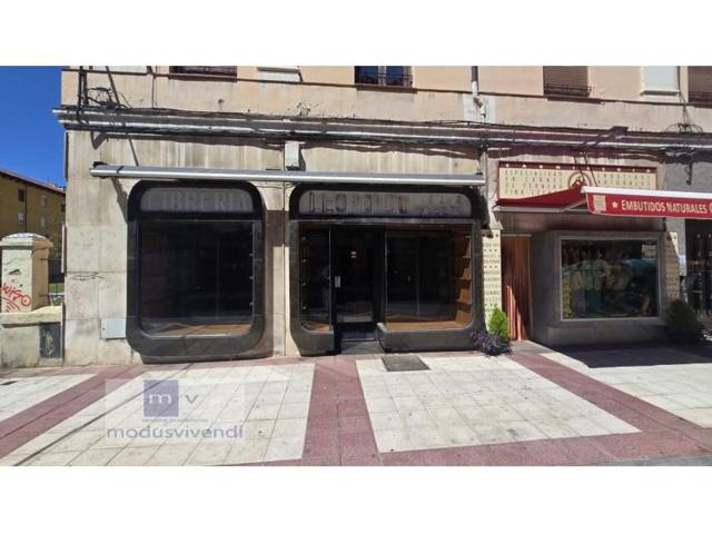Local comercial en venta en León photo 0