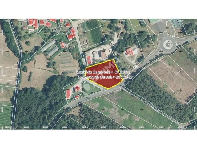 Terreno en venta en Vedra photo 0