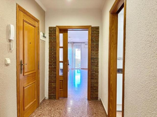 Piso en venta en L'Alcudia de Crespins, Comunidad valenciana photo 0