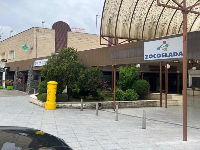 Local comercial en venta en Coslada, Las Conejeras - Esparragal photo 0
