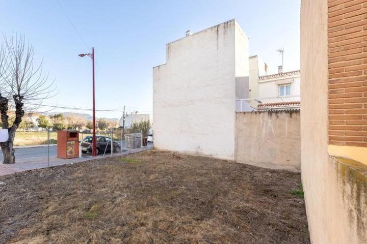 Terreno en venta en Armilla, Ayuntamiento photo 0