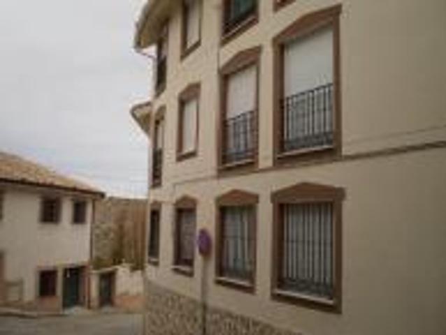 Piso en venta en Campo Real, FUENTE, 28510 photo 0