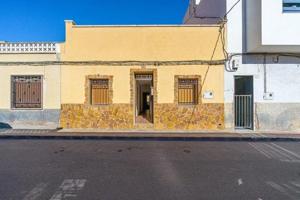 Casa en venta en Elda, 03600 photo 0