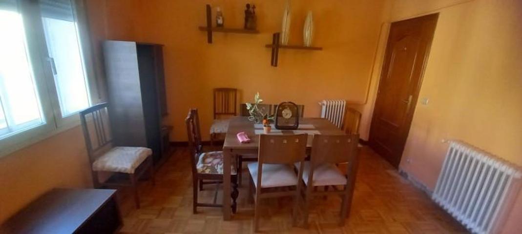 Piso en venta en Burgos, Centro photo 0