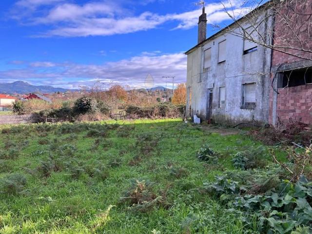 Chalet en venta en Gondomar photo 0