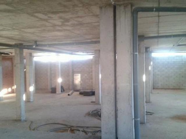 Local comercial en venta en Almendralejo photo 0
