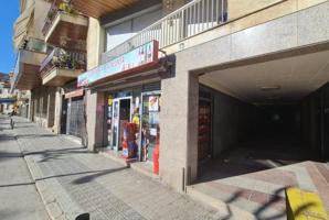 Local comercial en venta en Sant Feliu de Guíxols, Centre photo 0