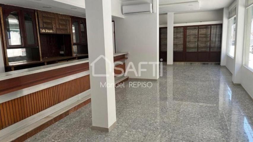 Local comercial en venta en Montilla photo 0