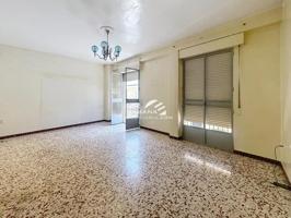 Piso en venta en Lucena, Calle Antón Gómez, 14900 photo 0