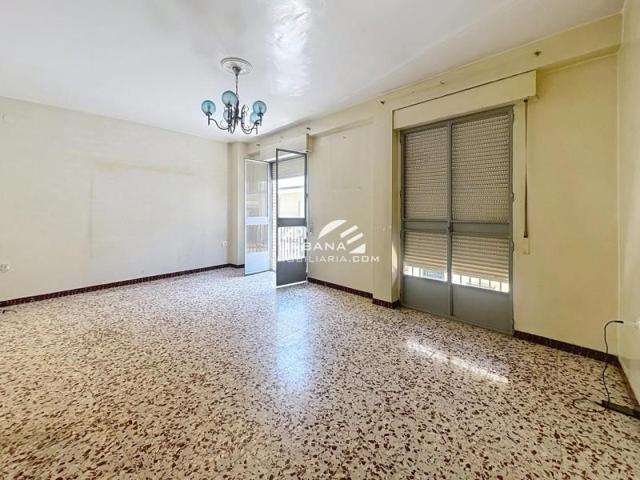 Piso en venta en Lucena, Calle Antón Gómez, 14900 photo 0