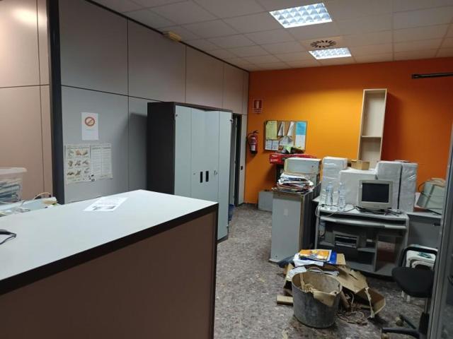 Local comercial en venta en Xirivella, Estacion Nueva photo 0