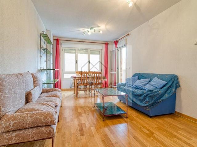 Apartamento en venta en Ávila photo 0