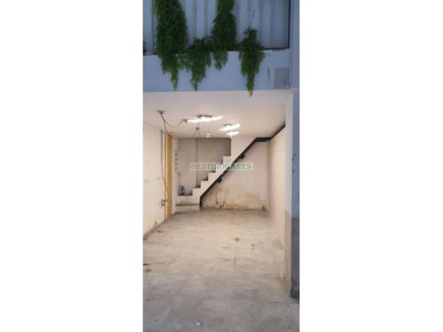 Local comercial en venta en Cádiz photo 0