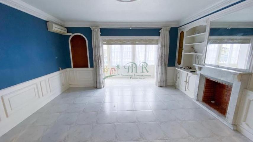 Piso en venta en Almoradi, Centro photo 0