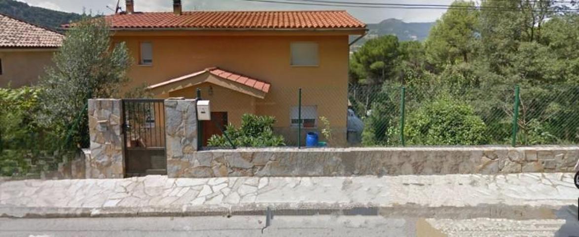 Casa en venta en Seva, Seva photo 0