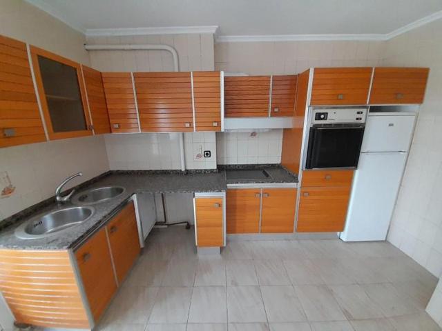 Piso en venta en Ponferrada, Centro photo 0