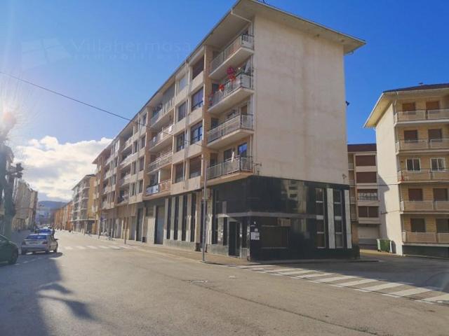 Local comercial en venta en Villarcayo de Merindad de Castilla la Vieja photo 0