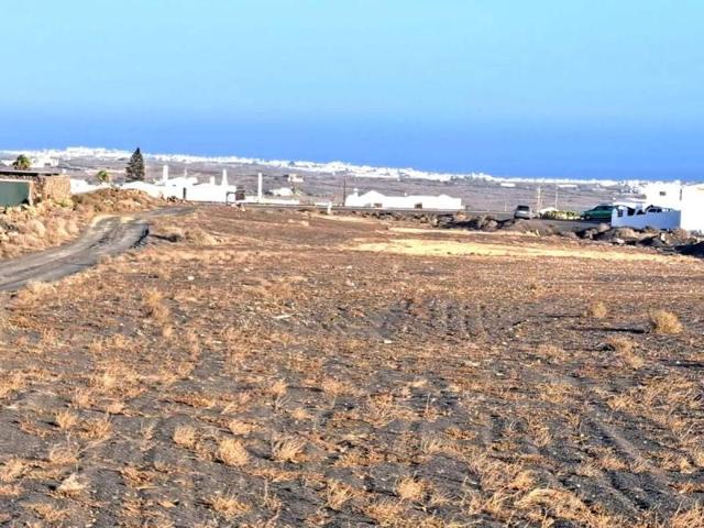 Terreno en venta en Tías, La Asomada photo 0