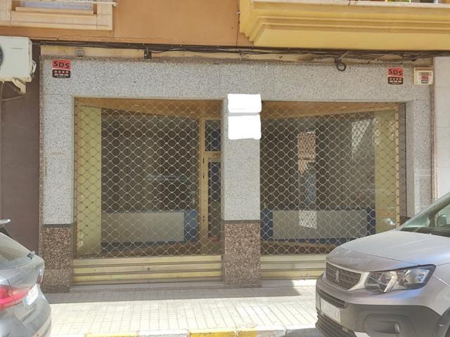 Local comercial en venta en Almansa, Puerta de valencia photo 0