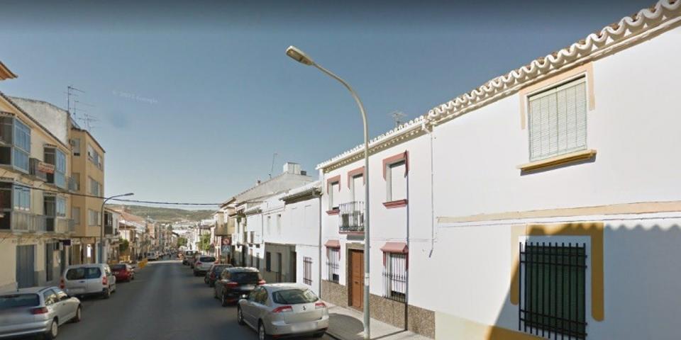 Local comercial en venta en Baena, Zona Peones Camineros photo 0