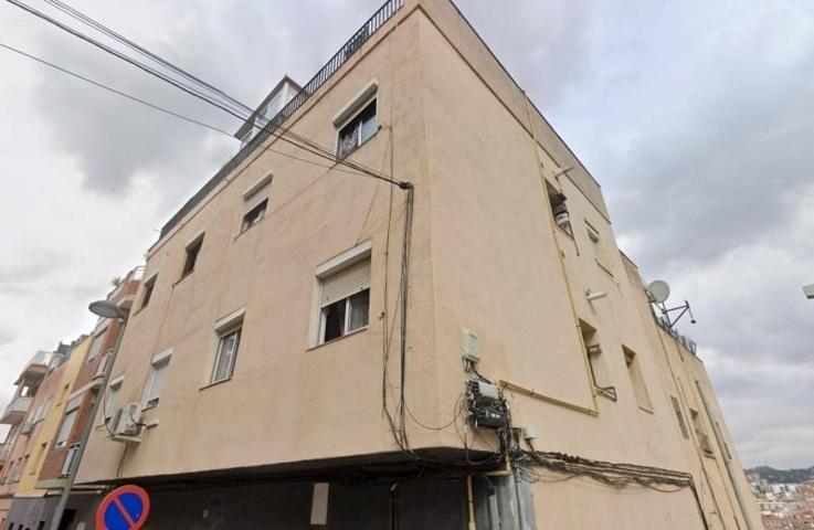 Piso en venta en Badalona, Puigfred photo 0