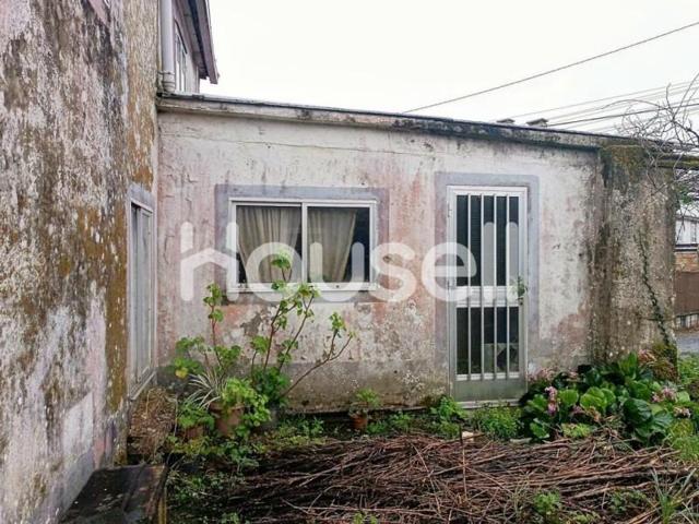 Casa con terreno en venta en Teo photo 0