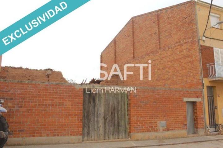 Terreno en venta en Penelles photo 0