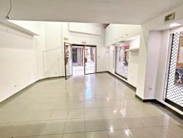 Local comercial en venta en Tortosa, Centre photo 0