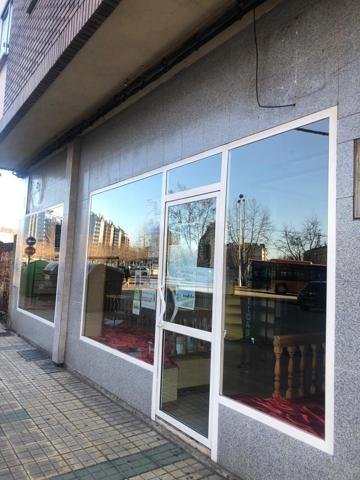 Local comercial en venta en Ponferrada, Ponferrada photo 0