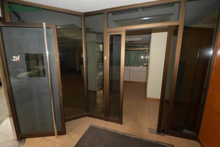 Local comercial en venta en Igualada, Barri de Montserrat photo 0