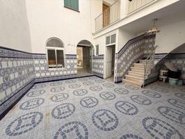 Casa en venta en Fernán-Núñez, Fernan Nuñez photo 0