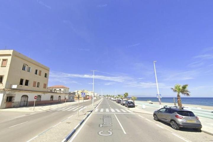 Casa en venta en La Línea de la Concepción, Santa Bárbara-Ciudad Deportiva photo 0