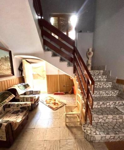 Adosada en venta en Manzanares, Cerca de la plaza Don Quijote photo 0