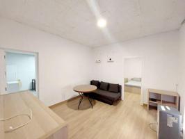 Apartamento en venta en Badajoz photo 0