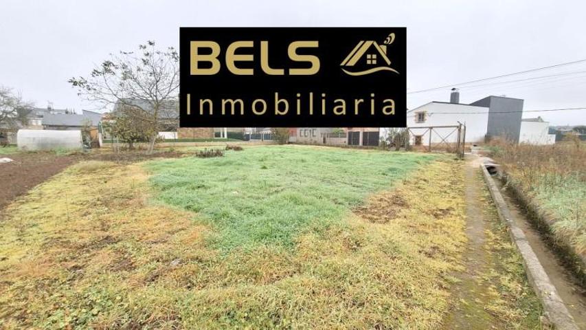 Terreno en venta en Ponferrada, Columbrianos photo 0