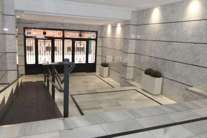 Local comercial en venta en Torrevieja, Acequion photo 0