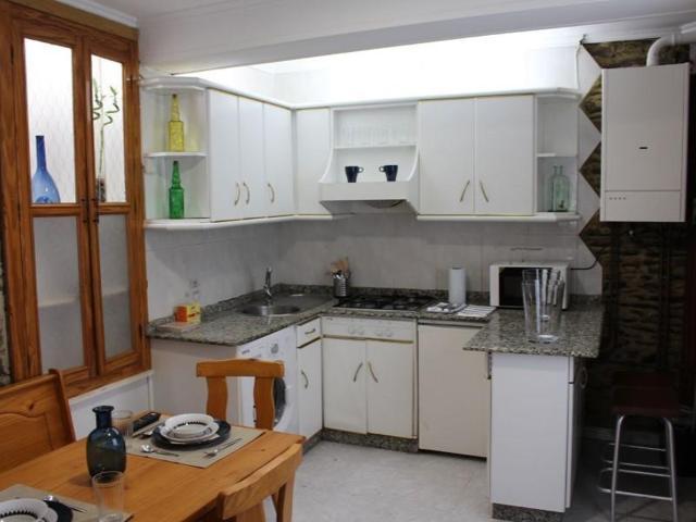 Edificio en venta en Lugo photo 0