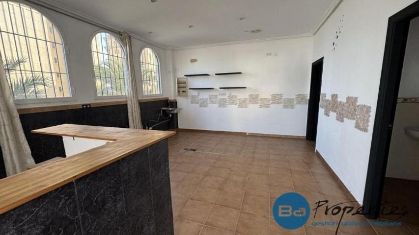 Local comercial en venta en Arenales del sol, Avenida San Bartolome Tir, 03195 photo 0