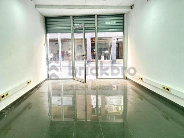 Local comercial en venta en Barcelona, Carrer de Sant Eusebi, 08006 photo 0