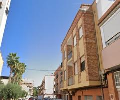 Piso en venta en Sagunto, Avda de Abril - 9 de Octubre photo 0
