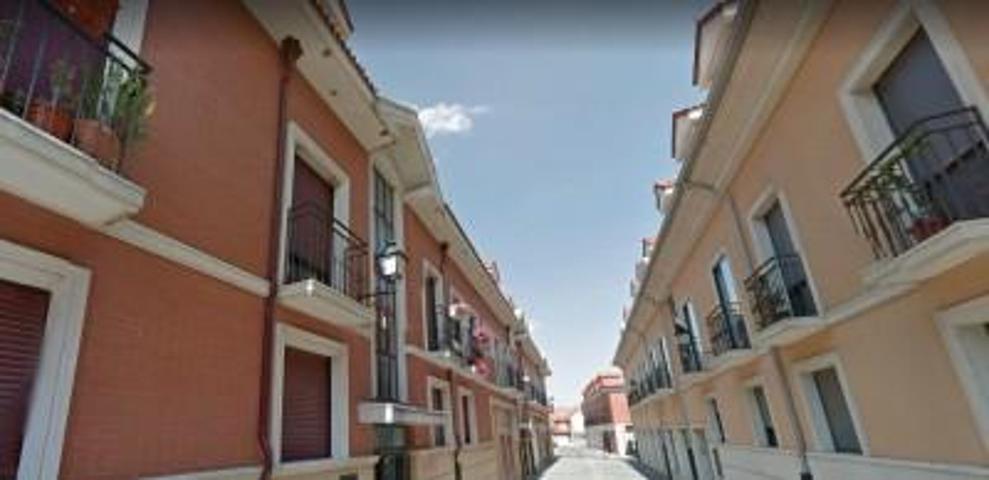 Piso en venta en Tudela de Duero, Casco urbano photo 0