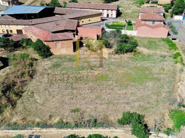 Casa en venta en Villaturiel photo 0