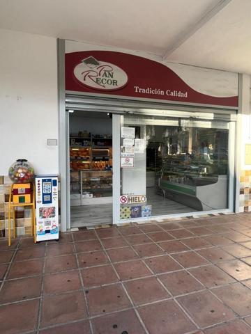 Local comercial en venta en Córdoba, Miralbaida photo 0