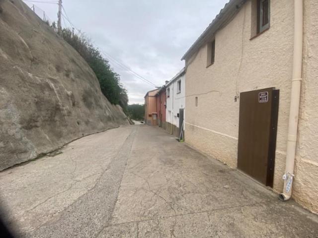 Casa en venta en Manresa photo 0