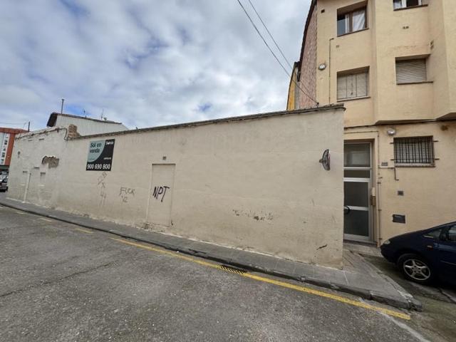 Terreno en venta en Manlleu photo 0