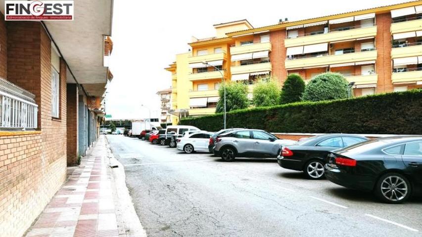 Local comercial en venta en Blanes, Els Pins photo 0
