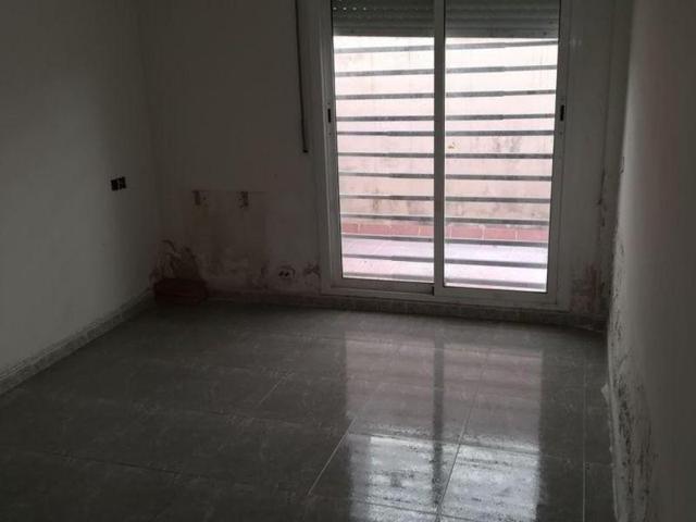 Piso en venta en Tordera, Sant pere photo 0
